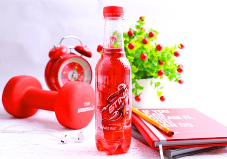 Đánh giá nước ngọt Sting có tốt không, có mấy vị, công dụng, giá cả và nơi bán