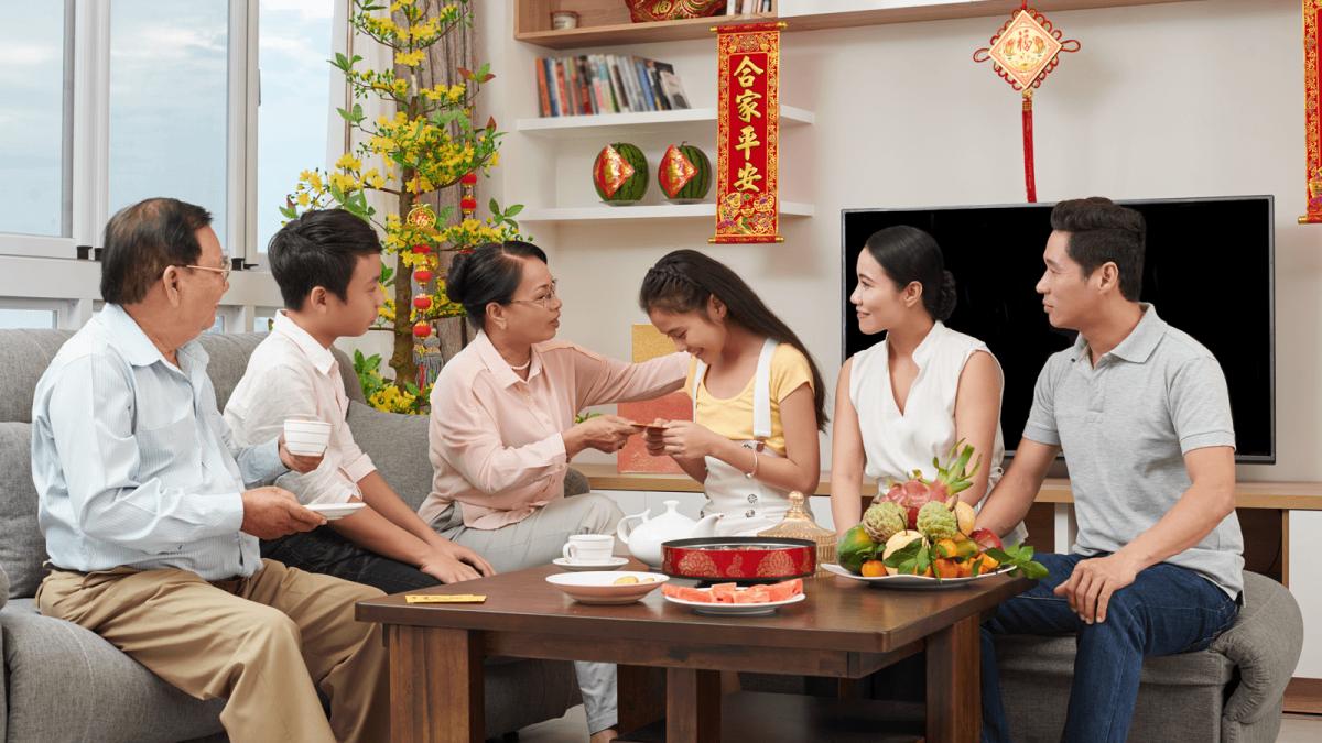 Top 100 lời chúc Tết ý nghĩa dành cho gia đình, người thân, bạn bè