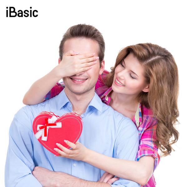 Ý nghĩa khi tặng đồ lót cho “nửa kia”?